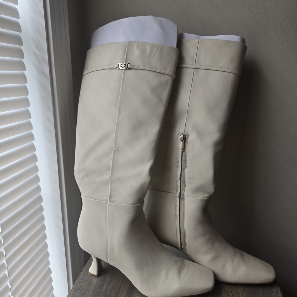 Sam Edelman Cream Heeled Boots Timeless Elegance